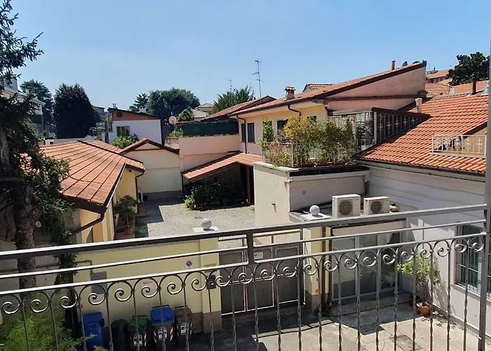 Apartament Casa Sobborghi *